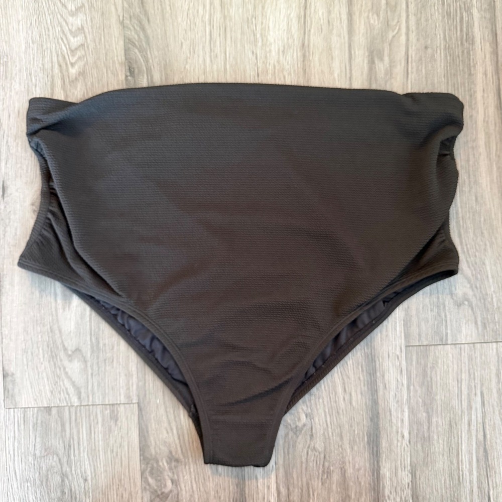 Maternity Hi-Waisted Textured Black Swim Bottoms by Old Navy Plus Size XXL - Picture 2 of 8